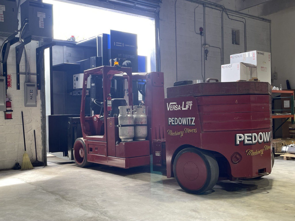 CNC de Chicago llama a Pedowitz Machinery Movers 2